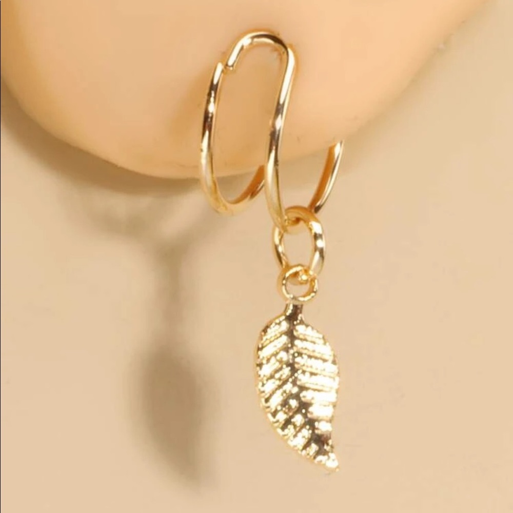 Hippy Boho Leaf Charm Gold Ear Cuff